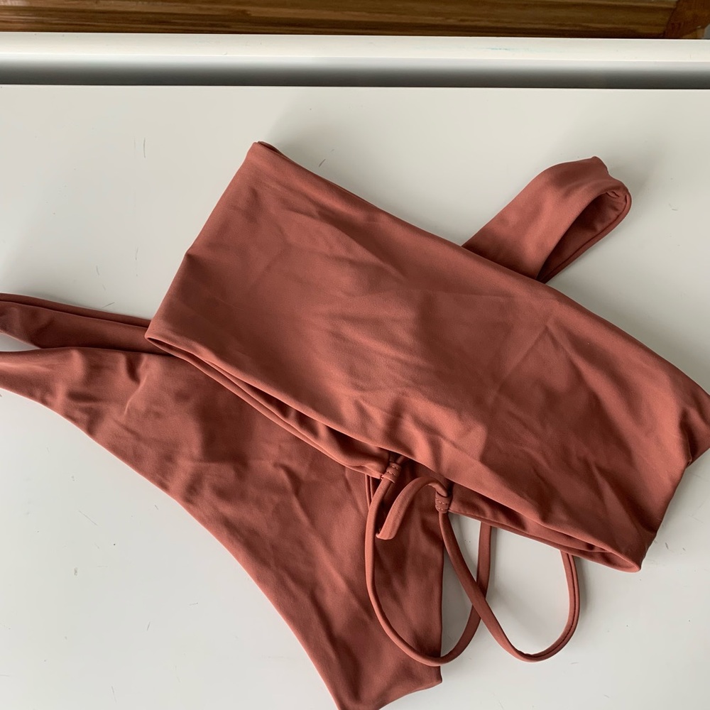 Brand new strapless bathing suits